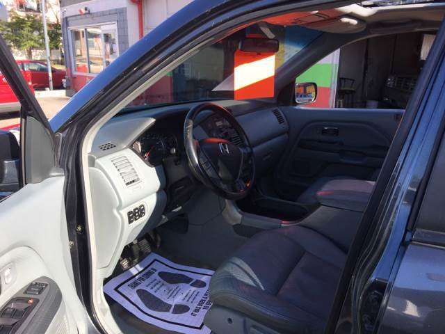 2005 Honda Pilot 4dr EX-L 4WD SUV w/Leather